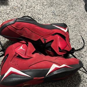 Jordan true flight red black and white size 10 lightly used & well taken care of